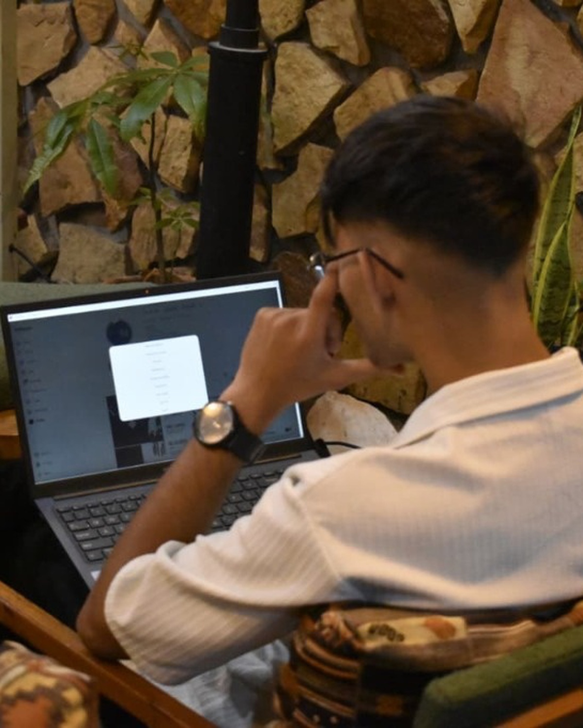 Digital Strategy & In-Situ Content Production at Café